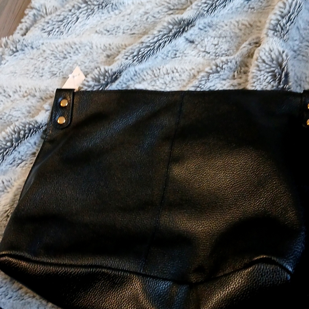 Black unknown brand shoulder bag